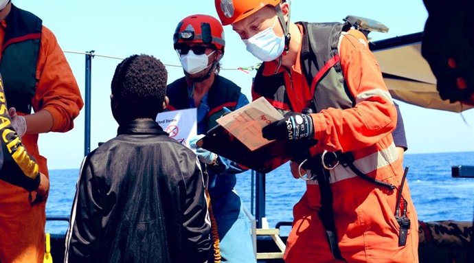 Europa.- Italia autoriza el desembarco de los migrantes del 'Alan Kurdi'