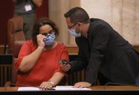 Adelante avisa de que la situación de la Atención Primaria es "predemocrática" y Moreno le acusa de crear "alarma"