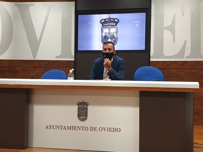 El concejal de Economía del Ayuntamiento de Oviedo, Javier Cuesta