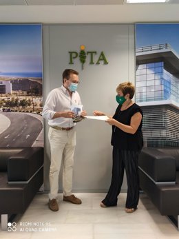 El director del PITA y la asesora del IAM en Almería
