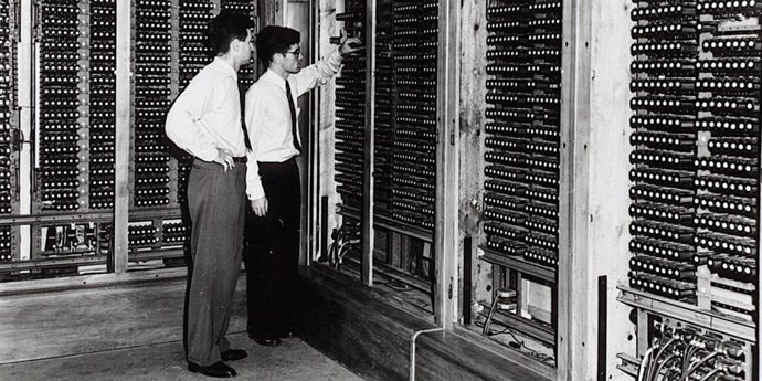 Descubren el manual del ordenador digital más antiguo que se conserva, de 1945