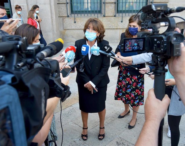 Dolores Delgado, fiscala general del Estado, atiende a los medios en Ourense