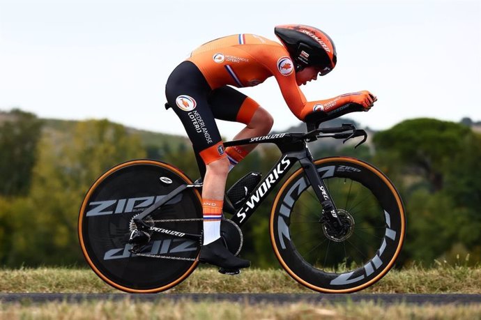 La ciclista neerlandesa Anna Van der Breggen, campeona del mundo contrarreloj en Imola 2020