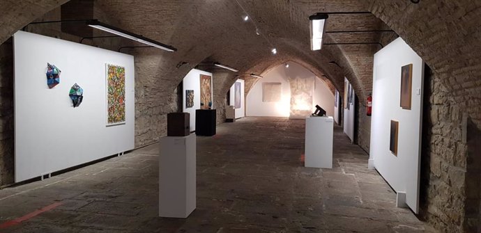 La Ciudadela de Pamplona acoge una exposición colectiva '26 = 26'.