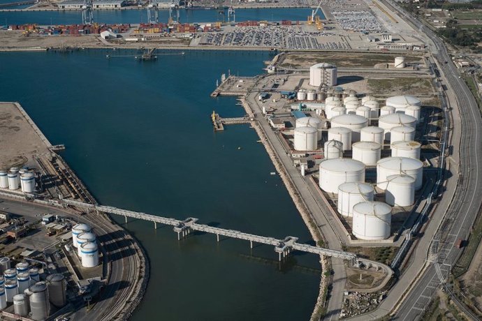 El Port de Tarragona instalará una nueva red contra incendios en la zona de hidrocarburos