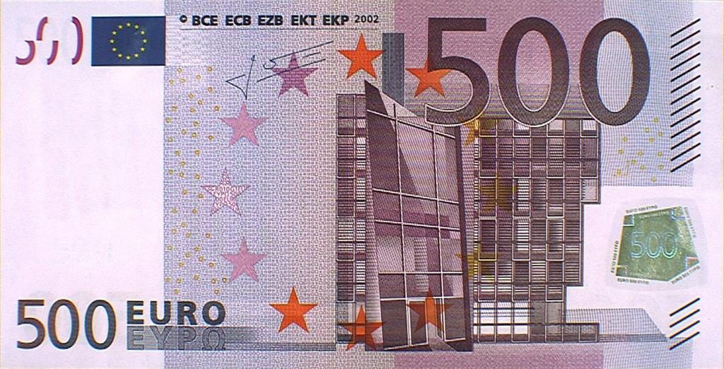 El número de billetes de 500 marcó en agosto su menor nivel desde mayo