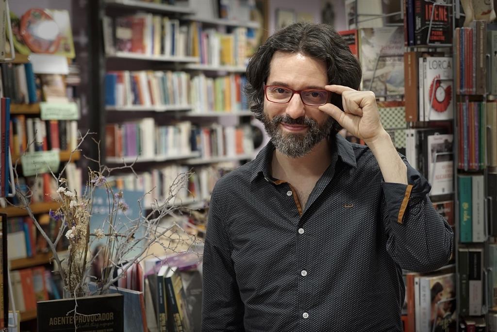 El I Ciclo 'A qué suena' se inaugura este sábado poniendo música al poemario 'Casa fugaz' de Andrés Neuman 2 El I Ciclo 'A qué suena' se inaugura este sábado poniendo música al poemario 'Casa fugaz' de Andrés Neuman 2