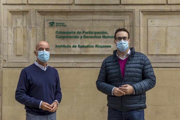 El portavoz del Grupo Municipal de Ciudadanos en el Ayuntamiento de Logroño, Ignacio Tricio,  junto al diputado naranja Alberto Reyes