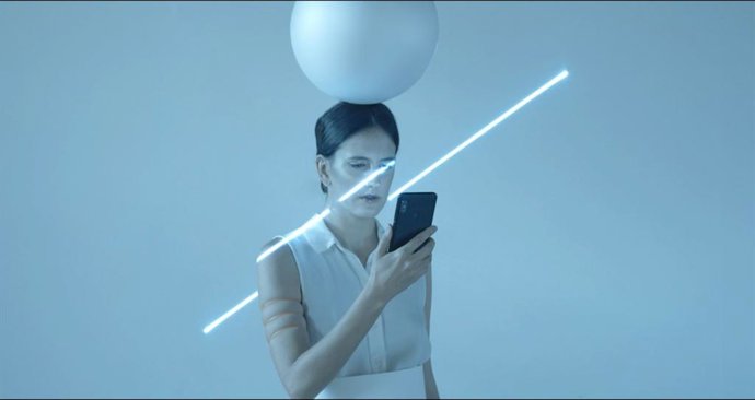 'Territorio Y Refugio' En Galería Luis Adelantado