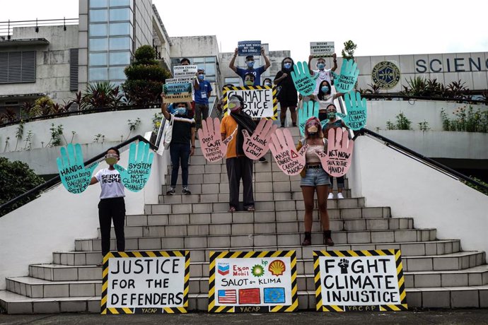 Huelga climática mundial este 25 de septiembre de 2020 para exigir acción contra el cambio climático celebrada en Filipinas.