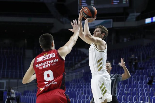 Fabien Causeur ajusticia al Casademont Zaragoza