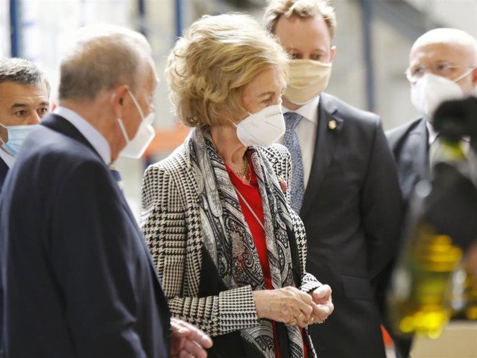 La Reina Sofía en el Banco de Alimentos de Albacete