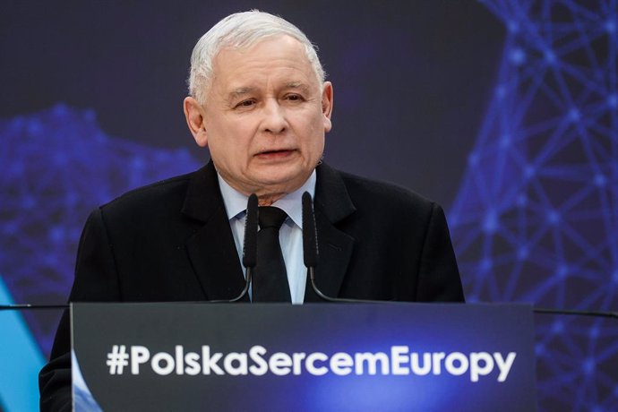 Polonia.- Los tres partidos conservadores que apoyan al Gobierno polaco sellan u