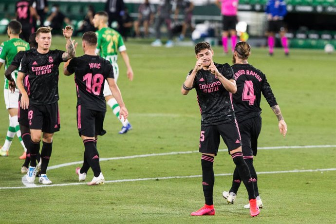 Fútbol/Primera.- Crónica del Real Betis - Real Madrid, 2-3