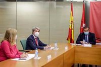 La Comunidad de Madrid pide que los "criterios objetivos" para restringir se discutan en los órganos de coordinación