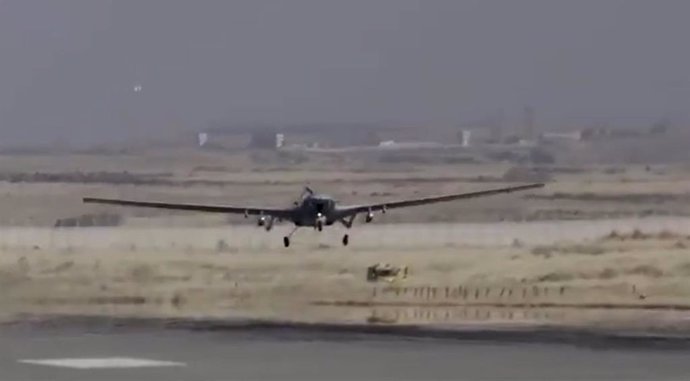 Dron del Ejército turco de camino a una misión de bombardeo contra el PKK en el norte de Irak