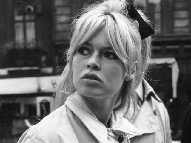 31St October 1963:  Brigitte Bardot, French Film Star And Sex Symbol Visiting  London's Regent Street.