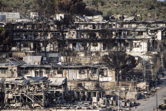 Campamento de Moria, en Lesbos, destruido por las llamas