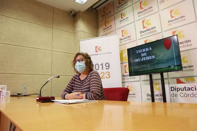 La delegada de Igualdad en la Diputación, Alba Doblas, en rueda de prensa