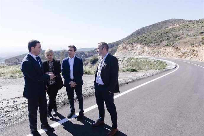 SaboresAlmería.-Diputación mejora seis caminos rurales de Lubrín y la red de abastecimiento de la barriada de Los Papaos