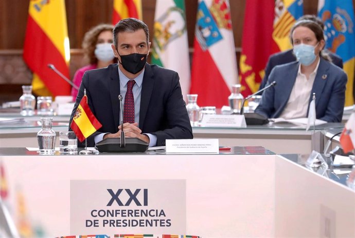 El presidente del Gobierno, Pedro Sánchez, al inicio de la XXI Conferencia de Presidentes, en San Millán de la Cogolla, La Rioja (España), a 31 de julio de 2020. La conferencia busca el consenso para el reparto de los fondos europeos.
