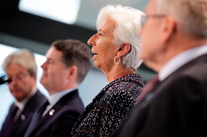 11 September 2020, Berlin: (L-R) Paolo Gentiloni, European Commissioner for Economic Affairs, Paschal Donohoe, President of the Eurogroup, Christine Lagarde, President of the European Central Bank (ECB), and Klaus Regling, Managing Director of the Europ