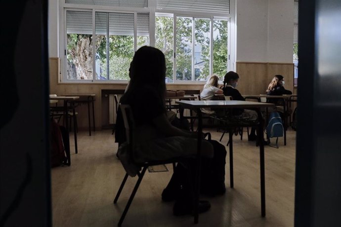 Niños en un aula del Colegio Privado Alameda de Osuna en el primer día del curso escolar 2020-2021, en Madrid (España) a 7 de septiembre de 2020.