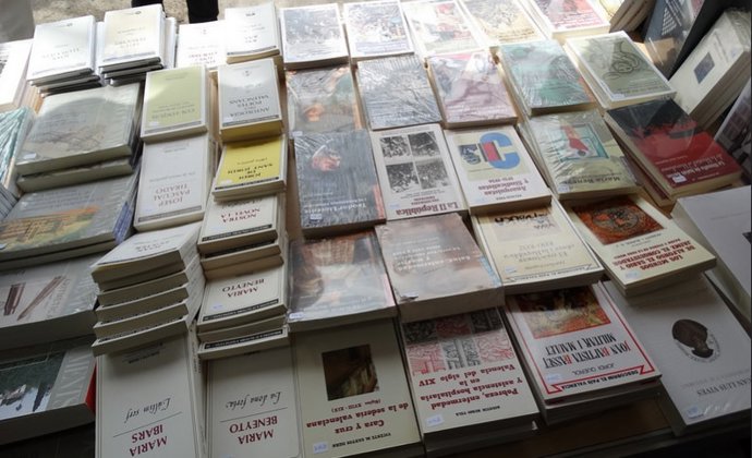 Publicaciones en la Fira del Llibre de Valncia (archivo)