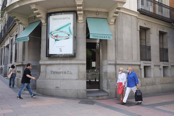 Francia/EEUU.- LVMH registra su demanda contra Tiffany para evitar culminar su a
