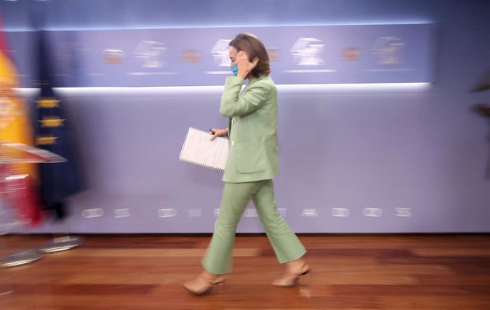 La portavoz del PP en el Congreso de los Diputados, Cuca Gamarra, a su llegada a la rueda de prensa celebrada con motivo de la junta de portavoces en el Congreso de los Diputados, en Madrid, (España), a 29 de septiembre de 2020.