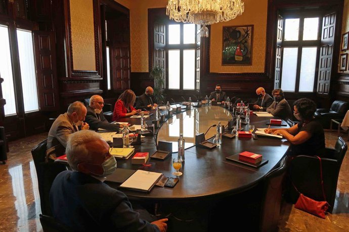 Reunió de la Mesa del Parlament.