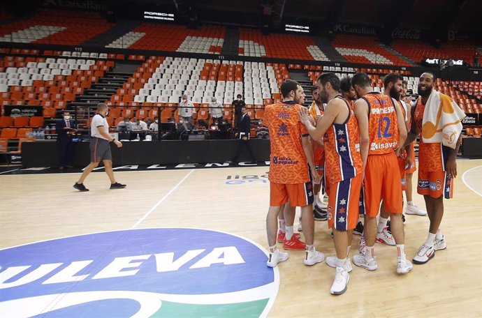 El Valencia Basket celebra una victoria en la Fonteta