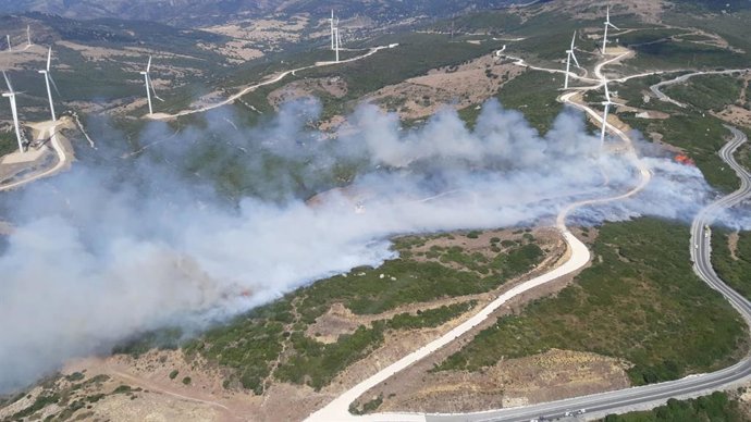 Incendio declarado en el paraje natural del Mirador del Estrecho