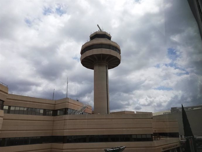 Torre de control en el aeropuerto de Palma.
