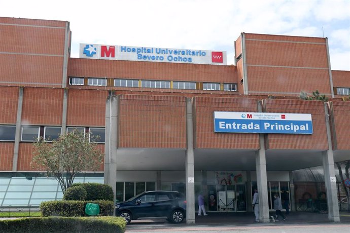 Fachada del Hospital Universitario Severo Ochoa.