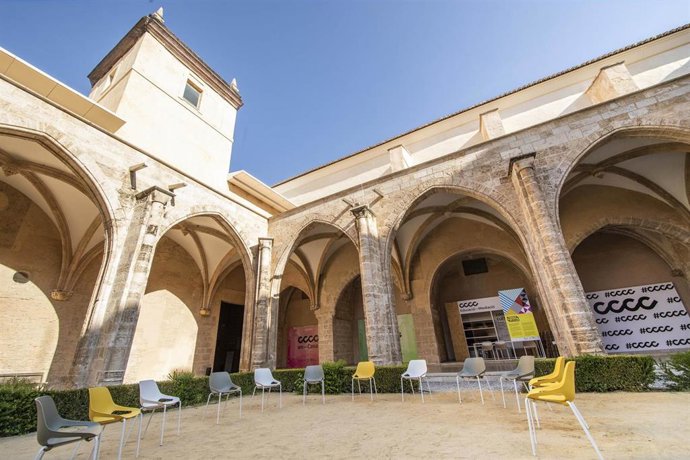 El Centre del Carme Cultura Contempornia de Valncia ofrece sus claustros a los centros educativos para que puedan dar algunas clases al aire libre