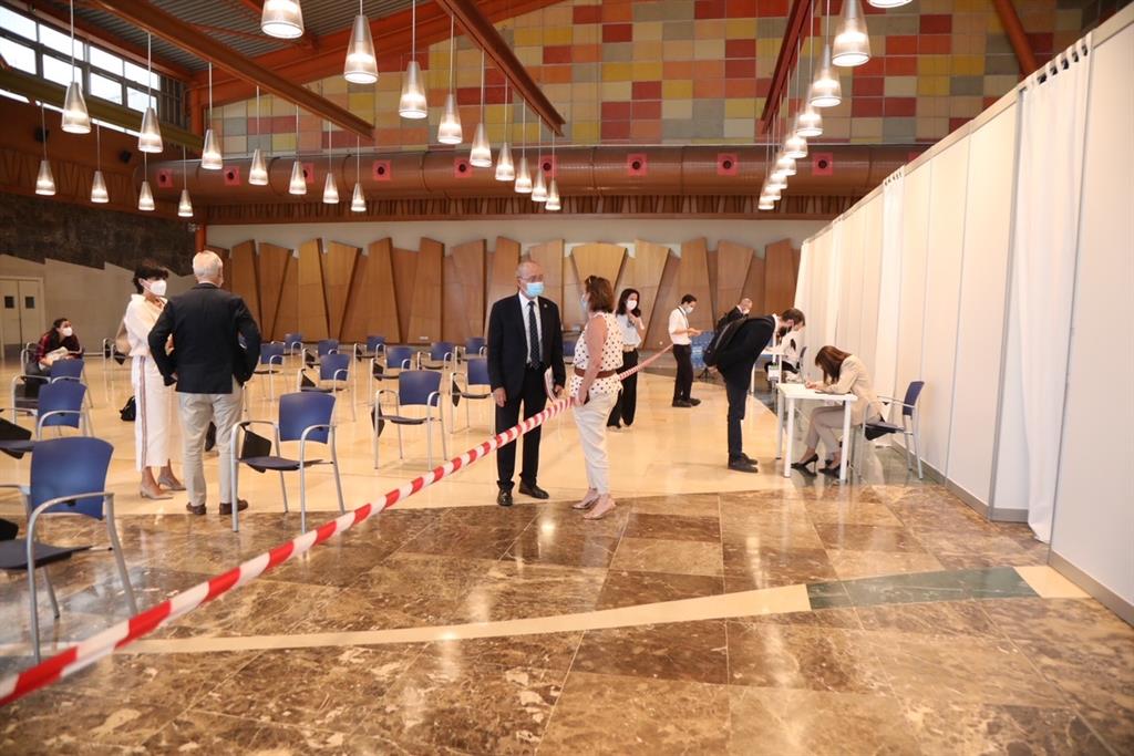 Ayuntamiento de Málaga realiza más de 200 test de antígenos en Greencities y S-Moving en el marco de un proyecto piloto 3 Ayuntamiento de Málaga realiza más de 200 test de antígenos en Greencities y S-Moving en el marco de un proyecto piloto 3