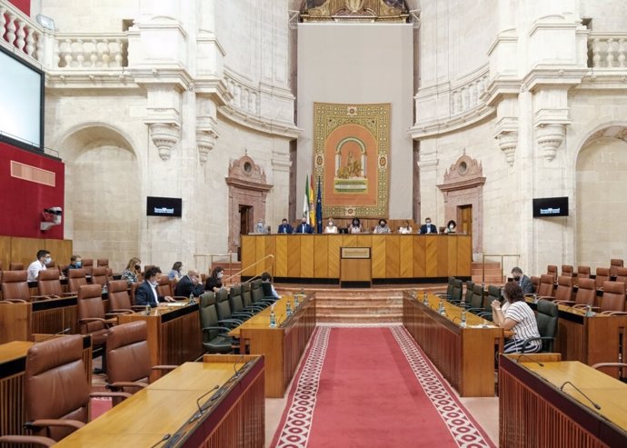 Reunión de la Junta de Portavoces en el Salón de Plenos del Parlamento andaluz. Foto de archivo  