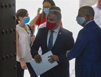 Bendodo defiende la gestión de la Consejería de Educación porque "ha funcionado" la 'vuelta al cole' "segura"