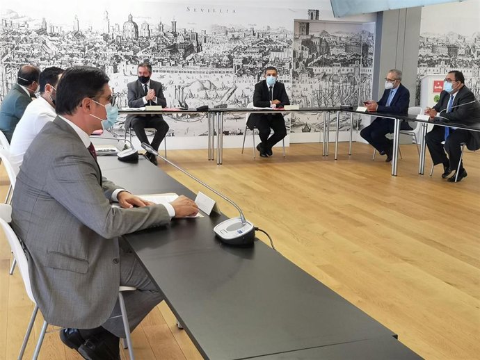 Pimentel en la presentación de la alianza en relación al Plan Estratégico Sevilla 2030