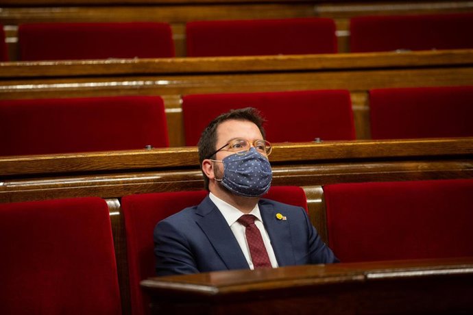 El presidente interino de la Generalitat, Pere Aragons, durante una sesión plenaria monográfica en el Parlament sobre la inhabilitación del expresidente Quim Torra, en Barcelona, Catalunya (España), a 30 de septiembre de 2020. 