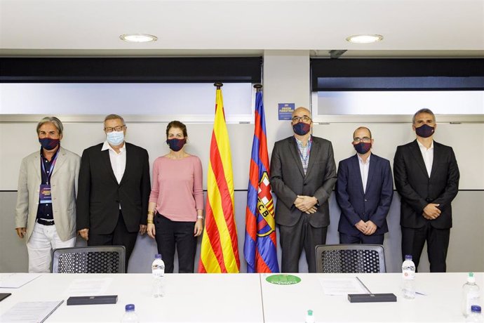Mesa del Voto de Censura contra la Junta Directiva del FC Barcelona
