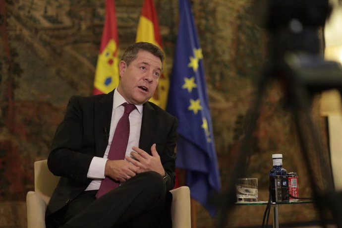 El presidente de la Junta de Castilla-La Mancha, Emiliano García-Page, en entrevista con Europa Press