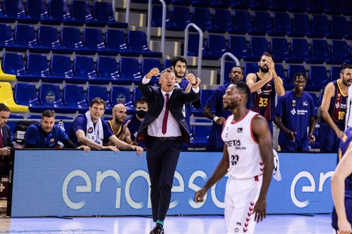Sarunas Jasikevicius, Head coach of Fc Barcelona celebrates during the Liga Endesa ACB match between  Fc Barcelona and RETAbet Bilbao Basketat Palau Blaugrana on September 27, 2020 in Barcelona, Spain.