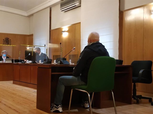 El ya condenado, durante su interrogatorio en la Audiencia de Valladolid.