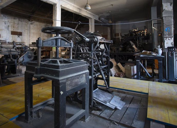 Una de las máquinas antiguas de la Imprenta Blasco