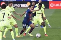 El Atlético sufre su primer traspié en Huesca