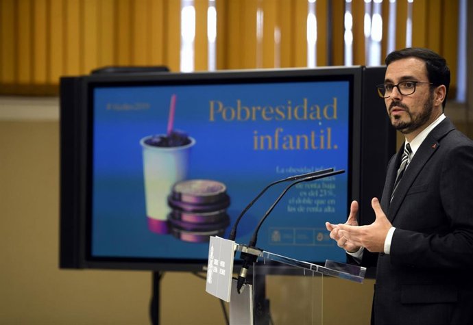 El ministro de Consumo, Alberto Garzón, ofrece una rueda de prensa sobre los resultados del estudio de Vigilancia del Crecimiento, Alimentación, Actividad Física, Desarrollo Infantil y Obesidad en España (Aladino 2019), en Madrid (España), a 30 de septi
