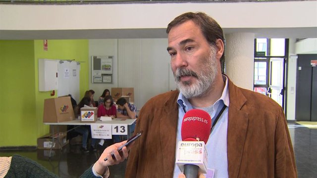 Cónsul general de Venezuela en Madrid, Mauricio Rodríguez.