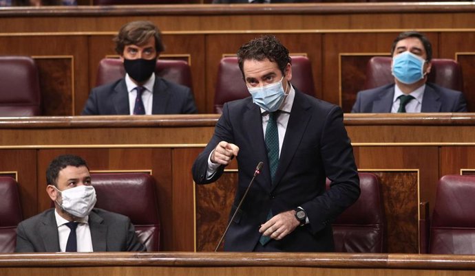 El secretario general del PP, Teodoro García Egea, interviene durante una nueva sesión de control al gobierno en el Congreso de los Diputados, en Madrid, (España), a 30 de septiembre de 2020. 